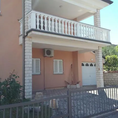 Apartment Riva *